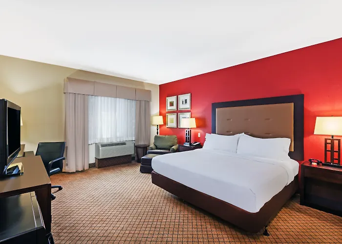 Holiday Inn Express & Suites Lafayette South By Ihg