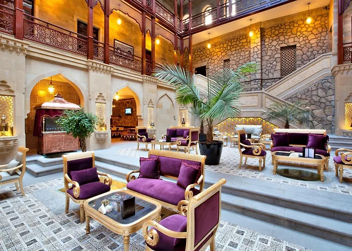 Shah Palace Luxury Museum Hotel