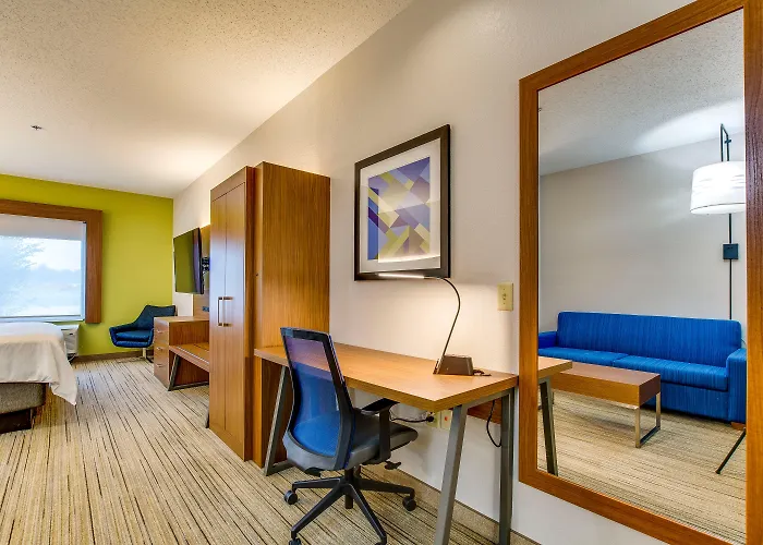 Holiday Inn Express Vincennes