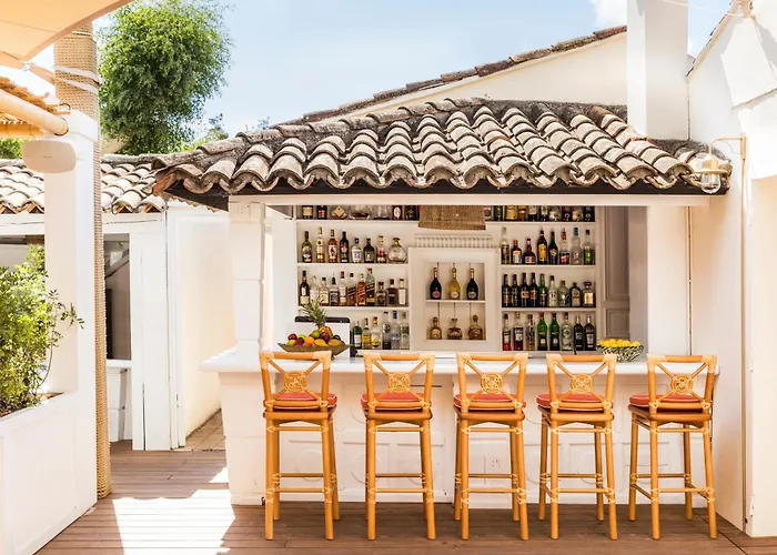 Hotel La Tartane Saint-Tropez