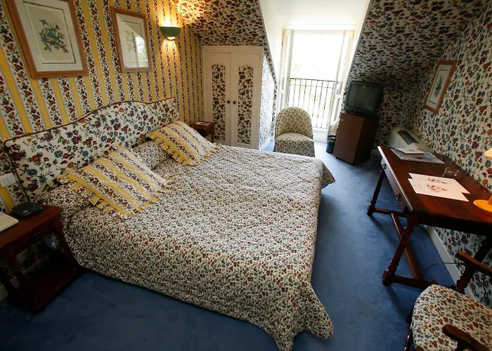 Hotel Chateau De Castel Novel - Les Collectionneurs