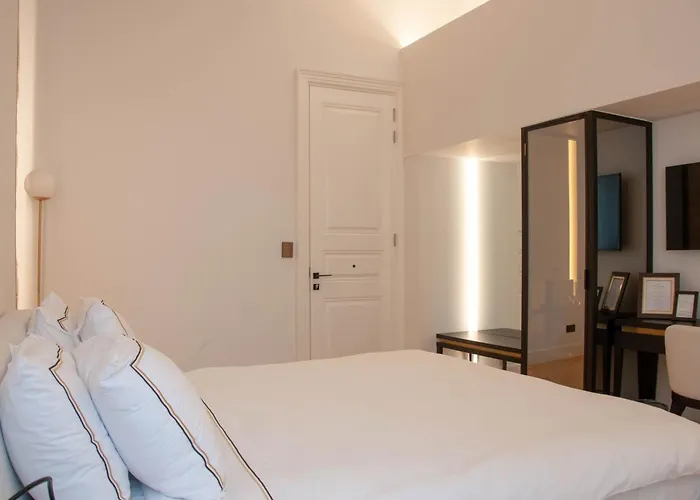 S Paul City Hotel