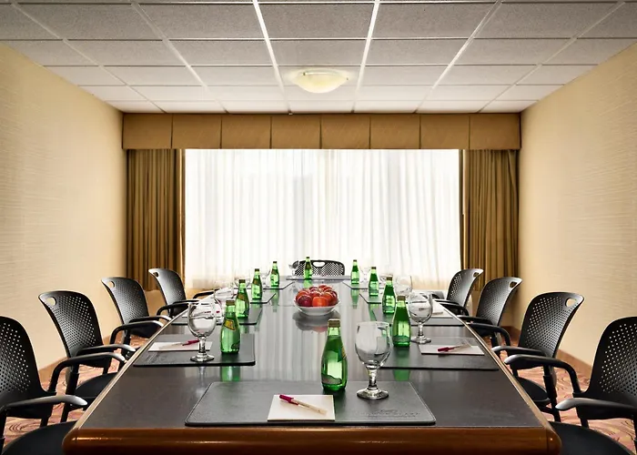 Crowne Plaza Englewood By Ihg