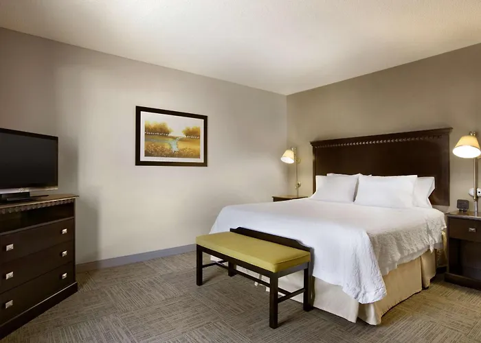 Hampton Inn & Suites Mahwah