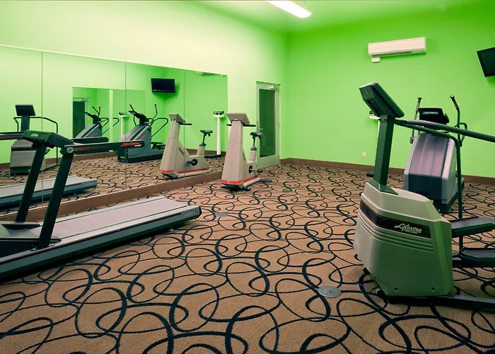 Holiday Inn Detroit Lakes - Lakefront By Ihg