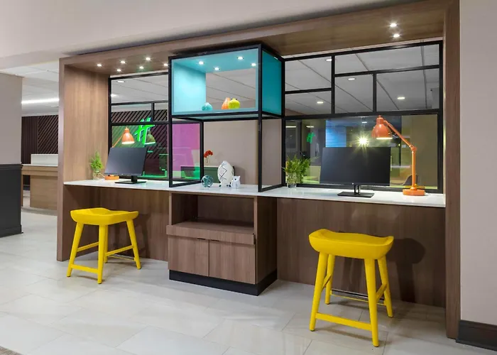 Holiday Inn Boston - Dedham Hotel & Conference Center By Ihg
