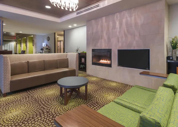 Holiday Inn Express Hays By Ihg