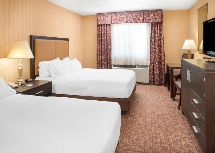 Holiday Inn Express Wenatchee By Ihg