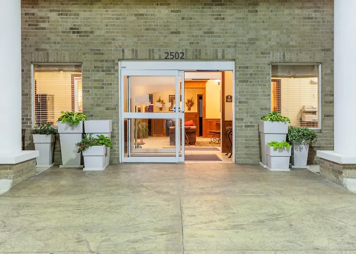 Holiday Inn Express Hotel & Suites Clarksville
