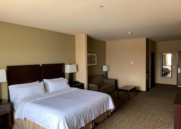 Spark By Hilton Pecos