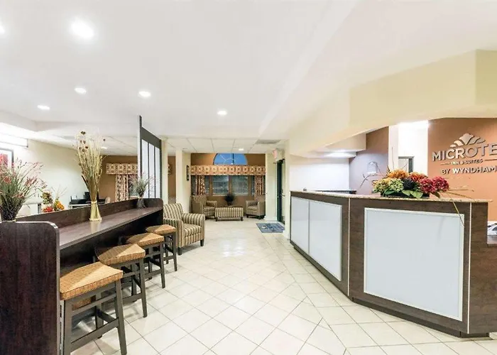 Microtel Inn And Suites Eagle Pass