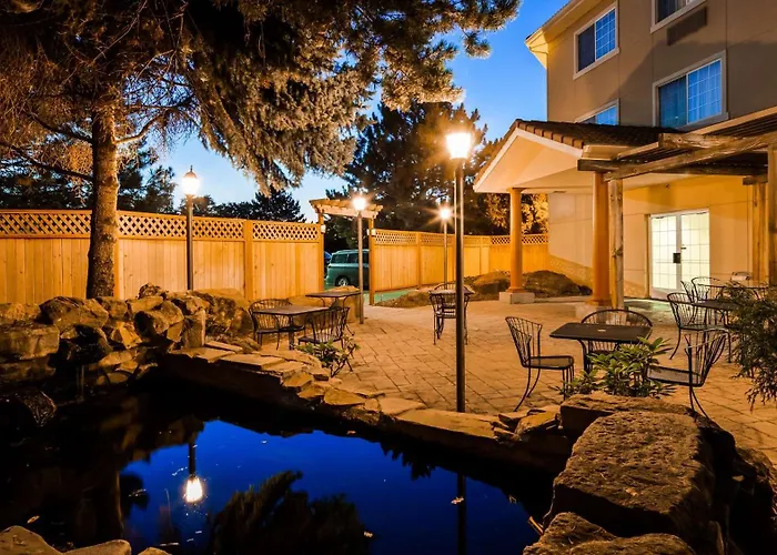 Best Western Plus Caldwell Inn & Suites