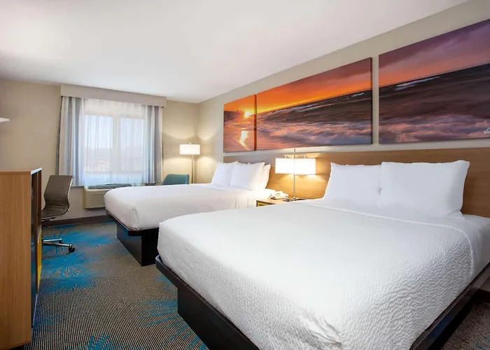 Days Inn By Wyndham Marquette