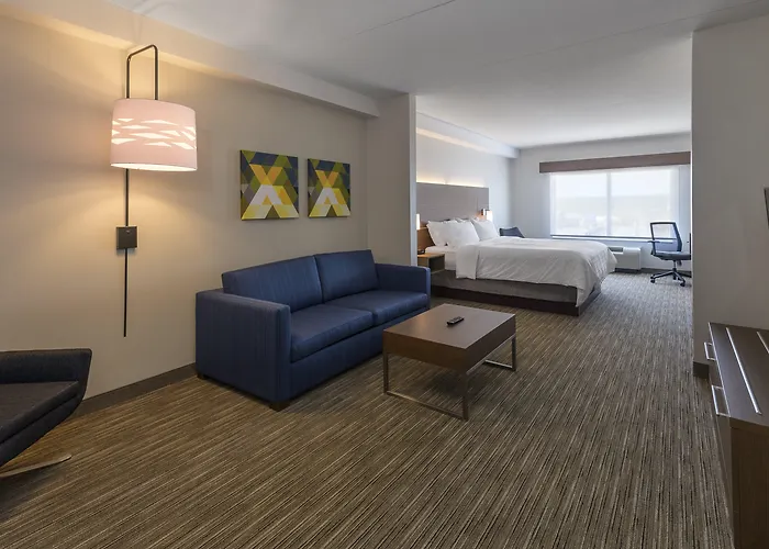 Holiday Inn Express Hotel & Suites North Bay By Ihg
