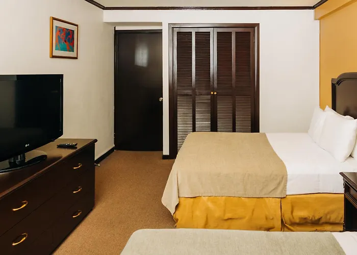 Plaza Hotel&Suites
