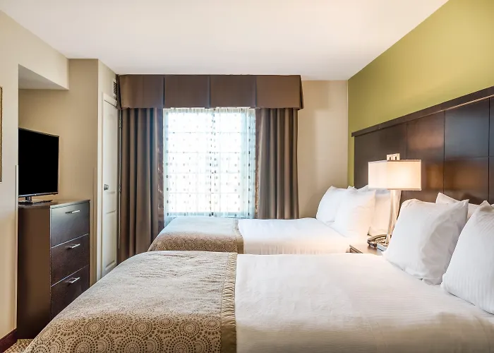 Staybridge Suites Eau Claire - Altoona By Ihg