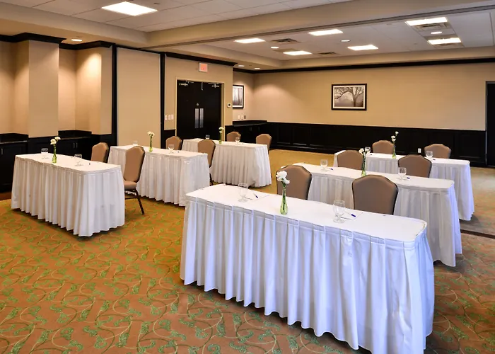 Holiday Inn Express & Suites Halifax Airport By Ihg
