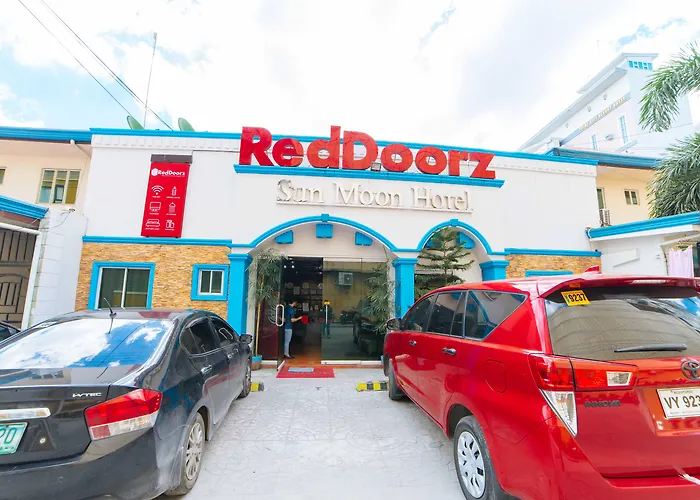 RedDoorz near Walking Street Angeles City