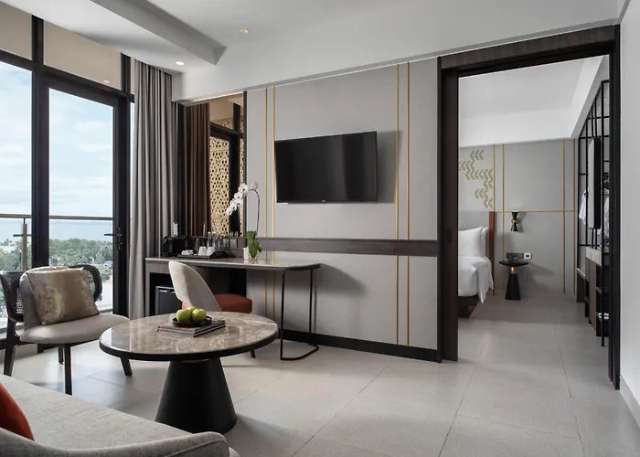 Hotel Santika Premiere Padang
