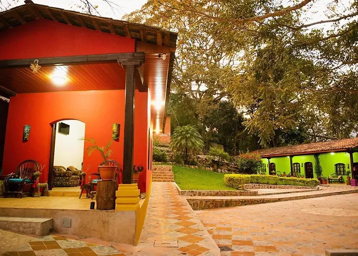 La Arboleda Colonial Hotel