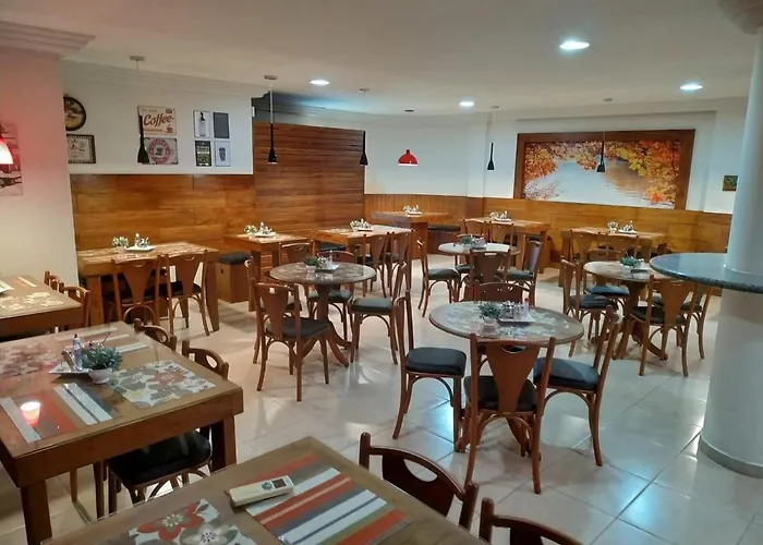 Roma'S Hotel