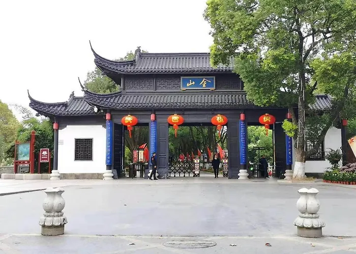 Jinjiang Inn Zhenjiang Suzhou University Suning Plaza
