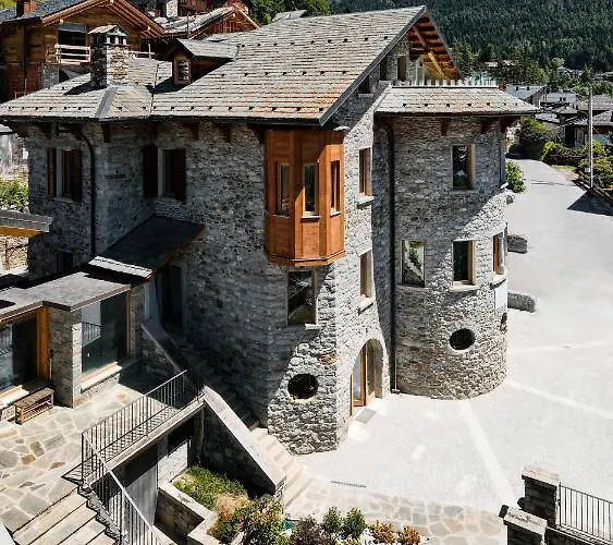 Grey Castle Garni&Suite