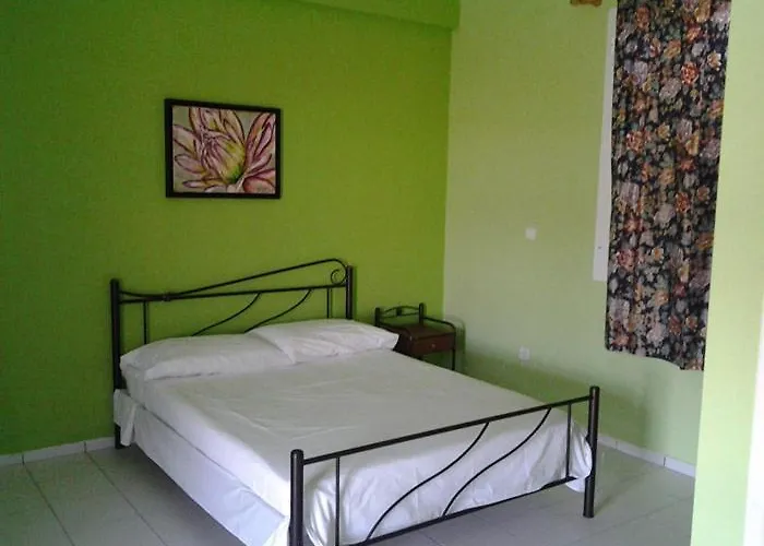 Liza Rooms