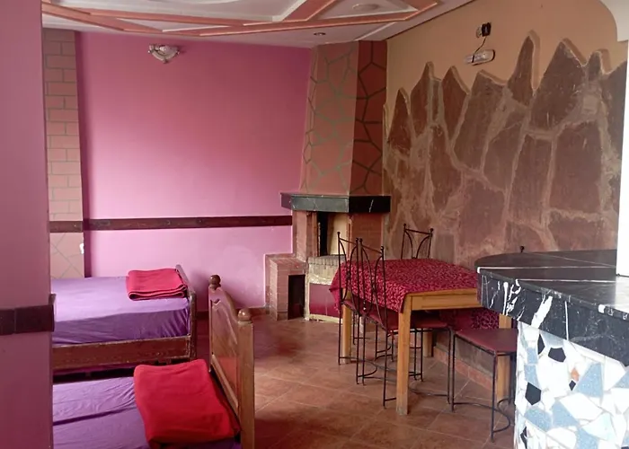 Hotel Evasion