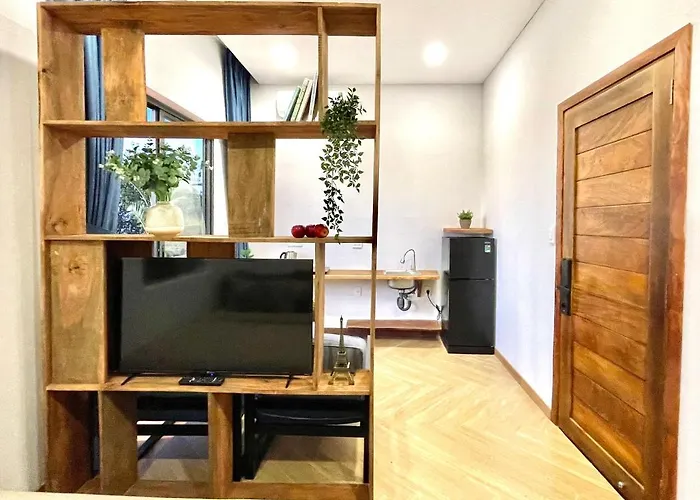 Midmost Casa