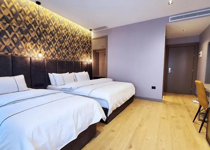 Starlight Hotel
