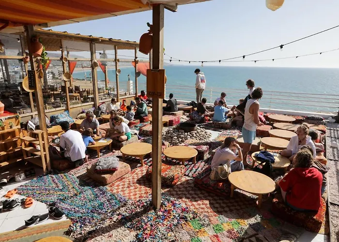 Locals Taghazout Surfcamp