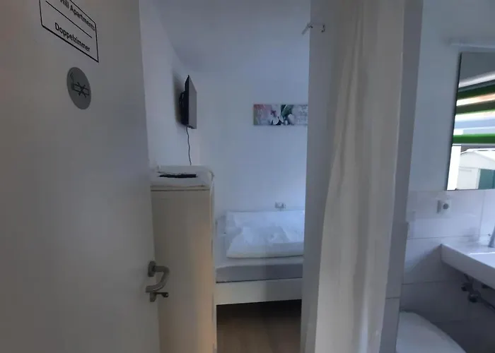 Green Hill Rooms