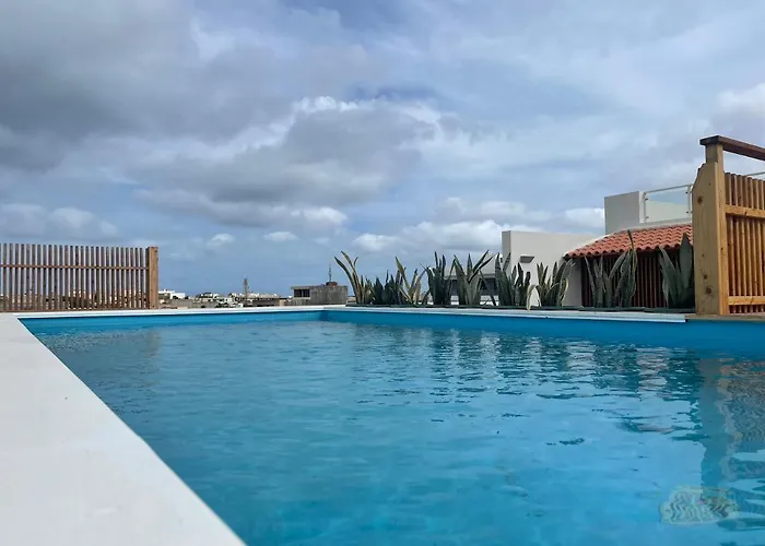 Oasis White Hotel