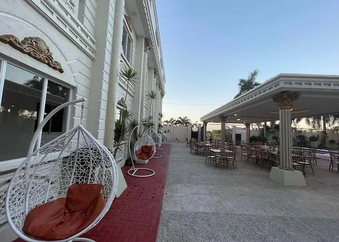 El Palacio Hotel & Resort