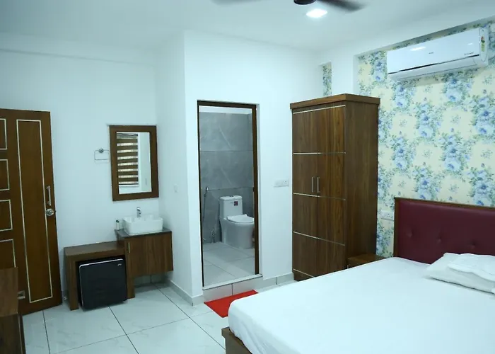 Kurianplackal Residency