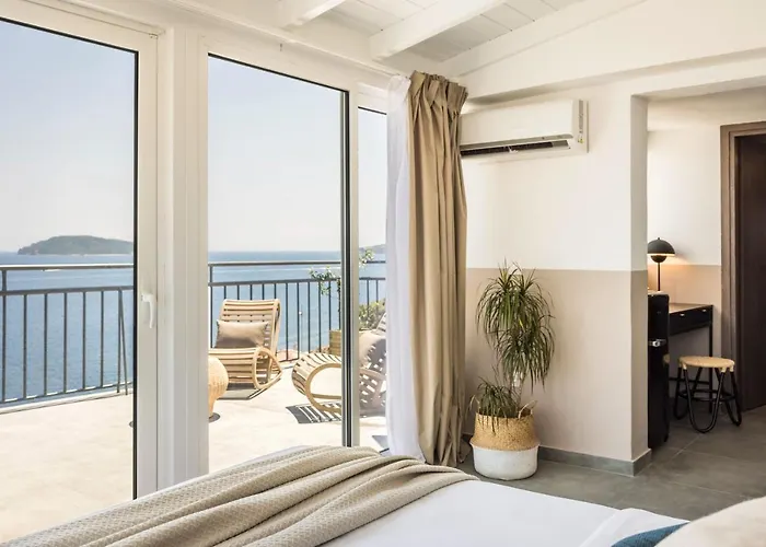 The Rock Suites