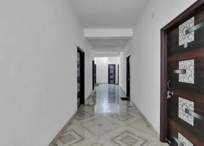Hotel SHIVAGA