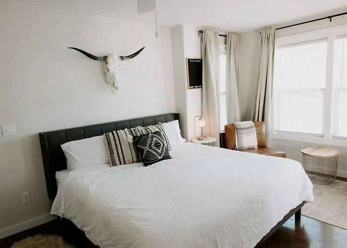 Downtown Studio 3 At Beer Ranch Project Inn