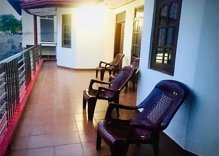 Kavee Transit Hotel