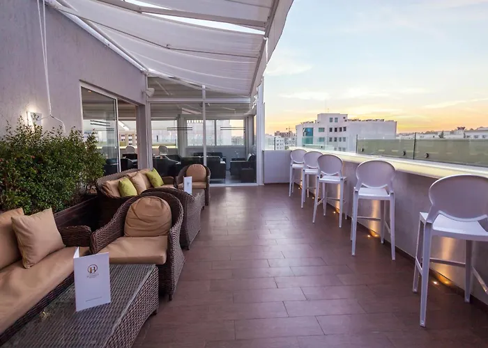 Business Hotel