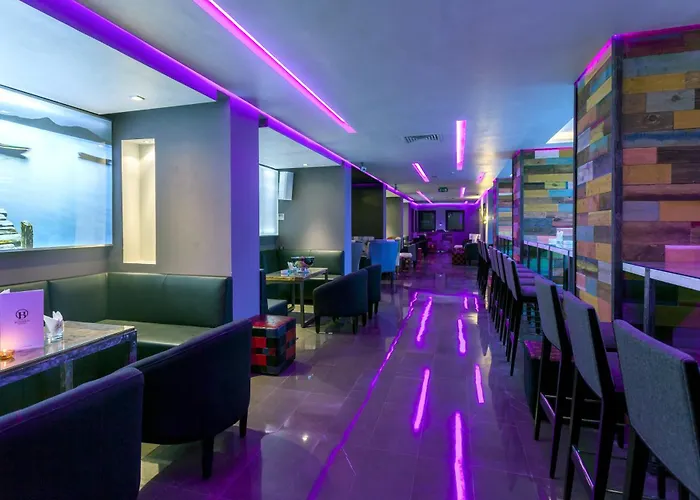 Business Hotel