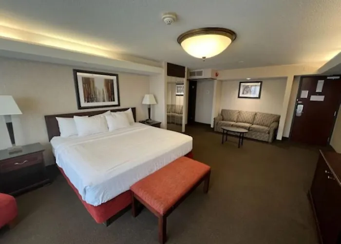 Hotel Lotus Kansas City Merriam