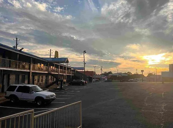 Fairbridge Inn & Suites