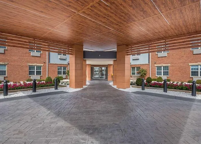 Wyndham Garden Galena
