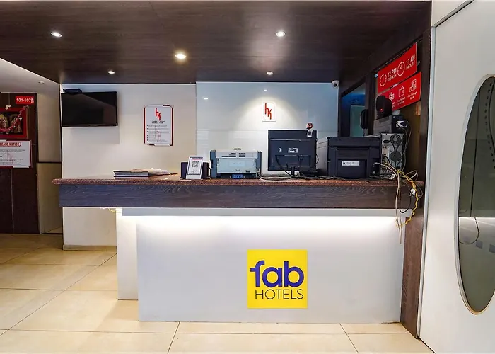 Fabhotel Karpagam - 900M From Nehru Stadium