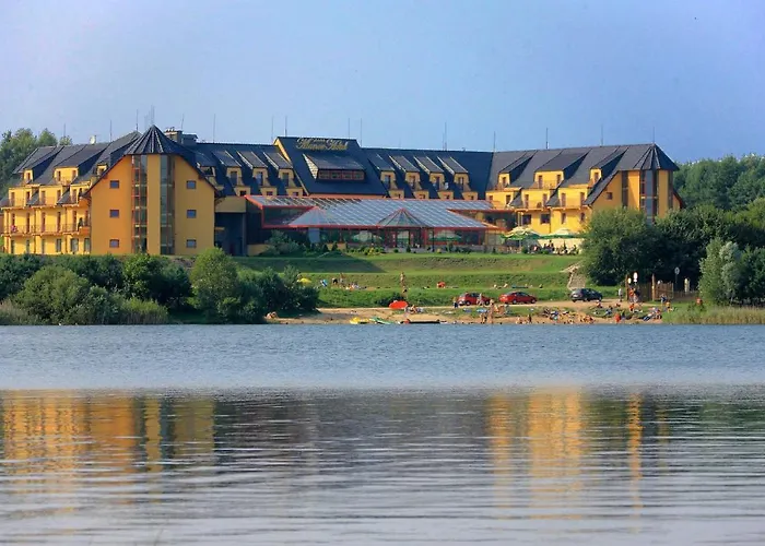 Manor Hotel