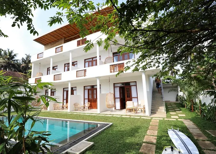 Ohana Surf Guest House