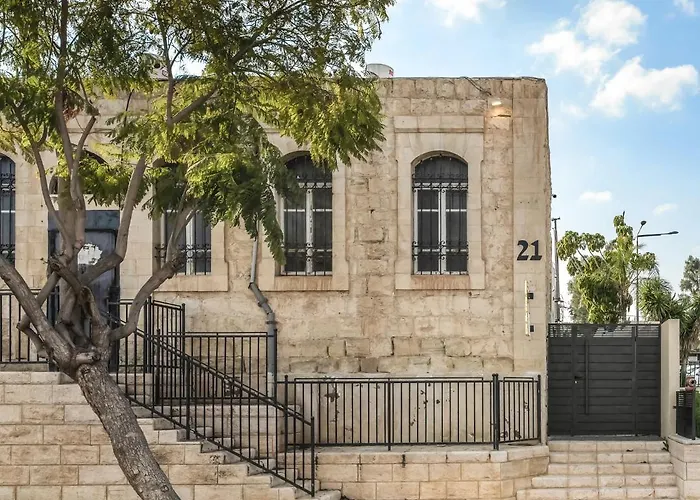 Helios Boutique By La Finca Hotels - בוטיק מעוצב עם מטבחון מאובזר וחניה חינם בעיר העתיקה!