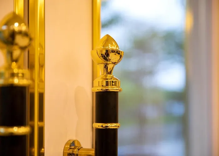 Ha Long Essence Premium Hotel